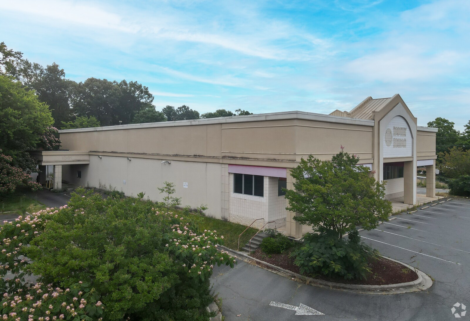 1560 Concord Pky, Concord, NC for sale Building Photo- Image 1 of 1