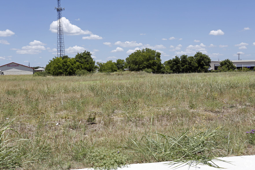 Stagecoach Trail And Wonder World Dr, San Marcos, TX for sale - Primary Photo - Image 1 of 1