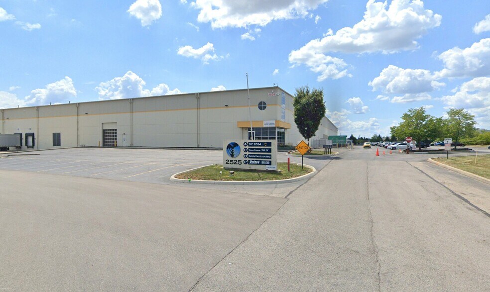 2525 Rohr Rd, Lockbourne, OH for sale - Building Photo - Image 1 of 1
