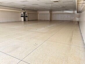 Newgate, Beccles for lease Interior Photo- Image 2 of 3
