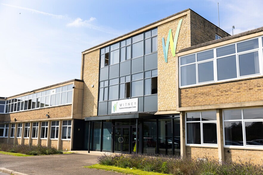Windrush Park Rd, Witney for lease - Building Photo - Image 1 of 26