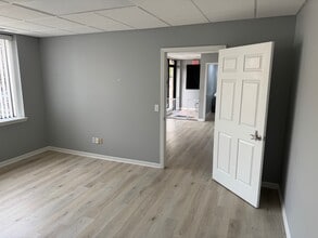 13417-13423 W Star Dr, Shelby Township, MI for lease Building Photo- Image 2 of 4