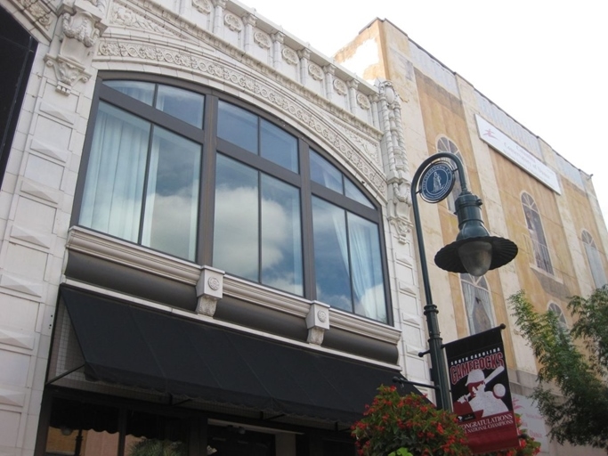 1537 Main St, Columbia, SC for lease - Building Photo - Image 1 of 14