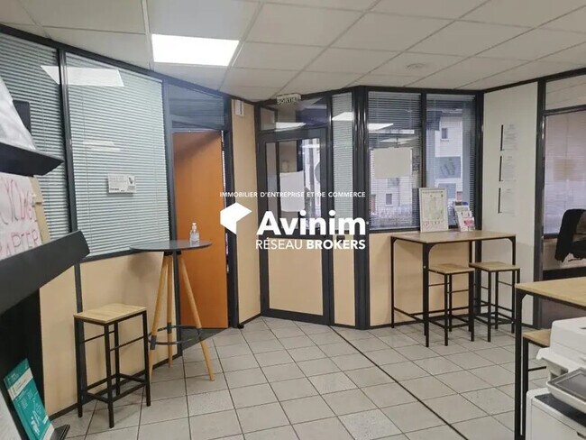 Vente Commerce 141 m²