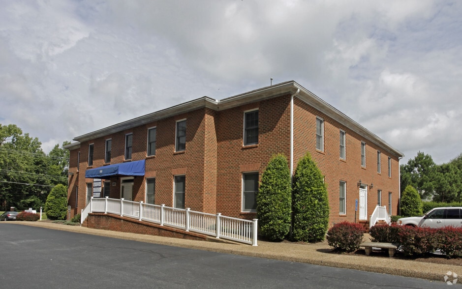 150 Strawberry Plains Rd, Williamsburg, VA for lease - Building Photo - Image 2 of 2