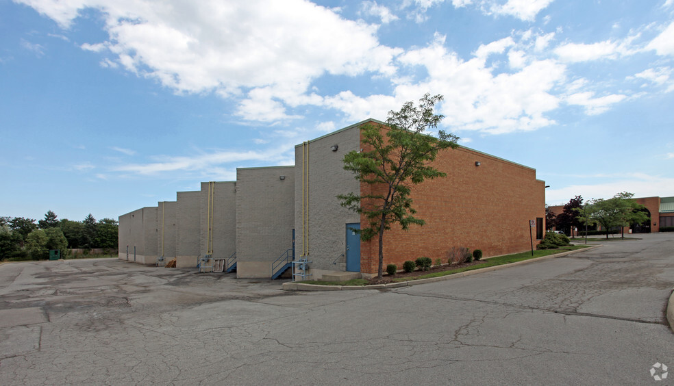 6635 Kitimat Rd, Mississauga, ON for lease - Building Photo - Image 2 of 13