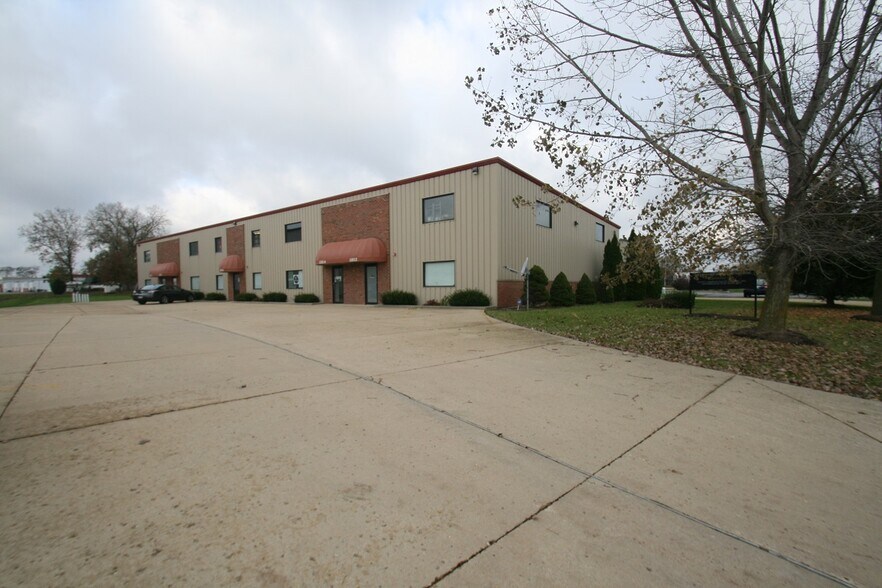 10012-10020 Mandel St, Plainfield, IL for sale - Building Photo - Image 1 of 1