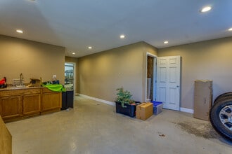 165 Mitch Ave, Tuscumbia, AL for lease Interior Photo- Image 2 of 15