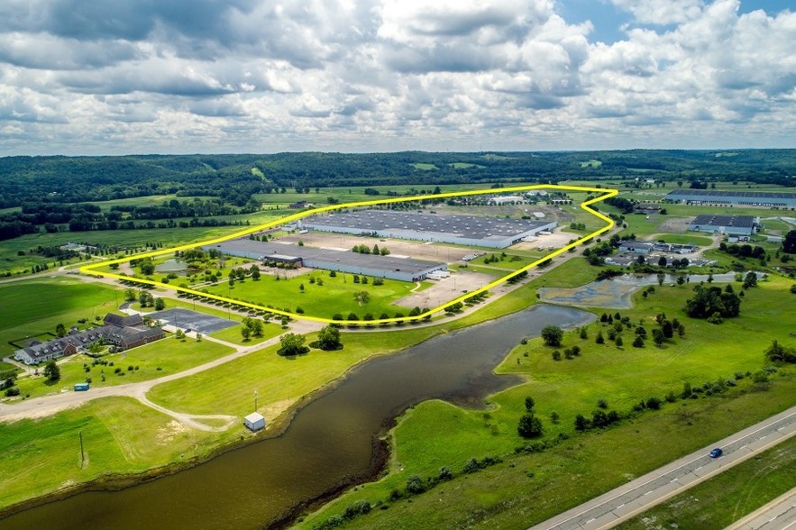 5685 Eco Pky, Frazeysburg, OH for lease - Building Photo - Image 3 of 6