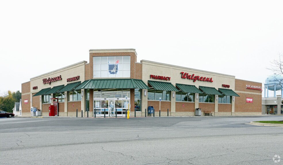 Retail in Columbia City, IN for sale - Primary Photo - Image 1 of 1