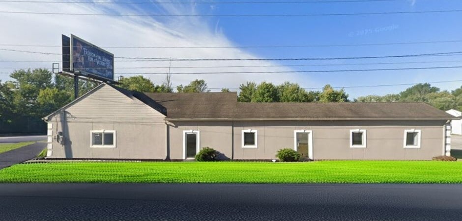 7947 Southeastern Ave, Indianapolis, IN for lease - Building Photo - Image 1 of 24