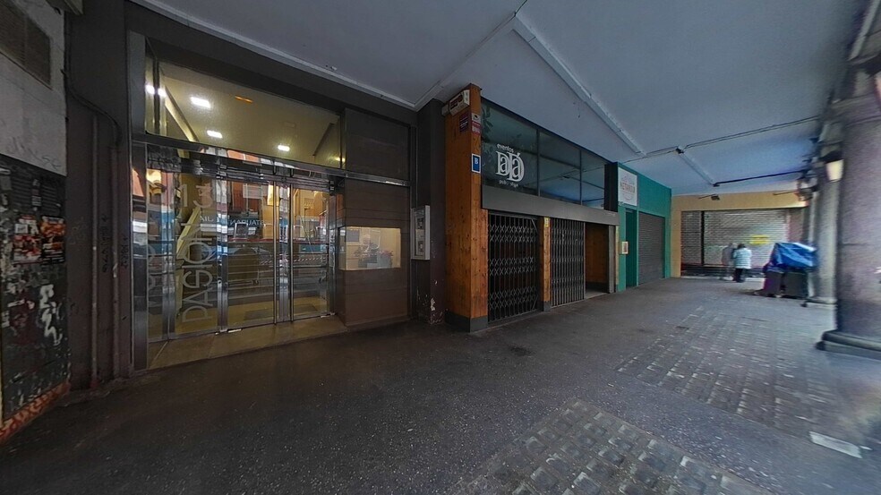 Office in Valladolid for sale - Building Photo - Image 1 of 27