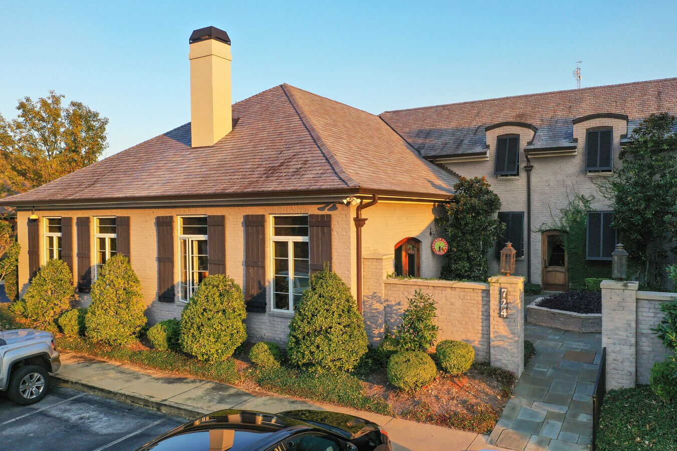 724 N Dean Rd, Auburn, AL 36830