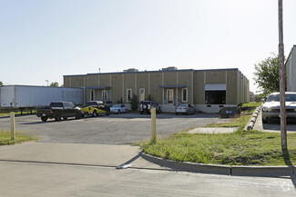 More details for 320-322 International Pky, Arlington, TX - Industrial for Lease