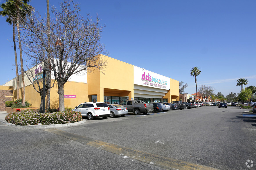 5600-5750 Van Buren Blvd, Riverside, CA for lease - Building Photo - Image 3 of 7