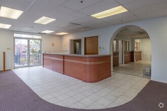 500 N 8th St, Reading, PA for lease Interior Photo- Image 2 of 16