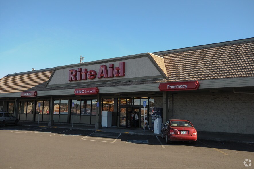 700 SE 3rd St, Bend, OR for lease - Building Photo - Image 2 of 11