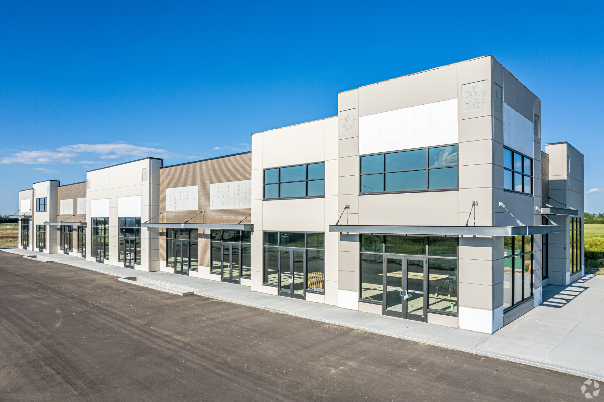 101 N Park Dr, Stony Plain, AB for sale Building Photo- Image 1 of 1