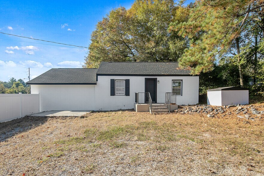 1500 Gillespie St, Fayetteville, NC for sale - Primary Photo - Image 1 of 40