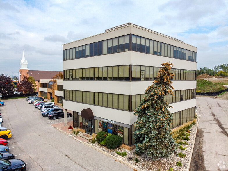 2900 John St, Markham, ON for lease - Primary Photo - Image 1 of 5