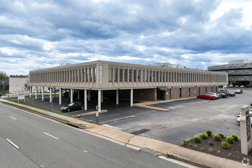 5211 W Broad St, Richmond, VA for lease - Building Photo - Image 1 of 9