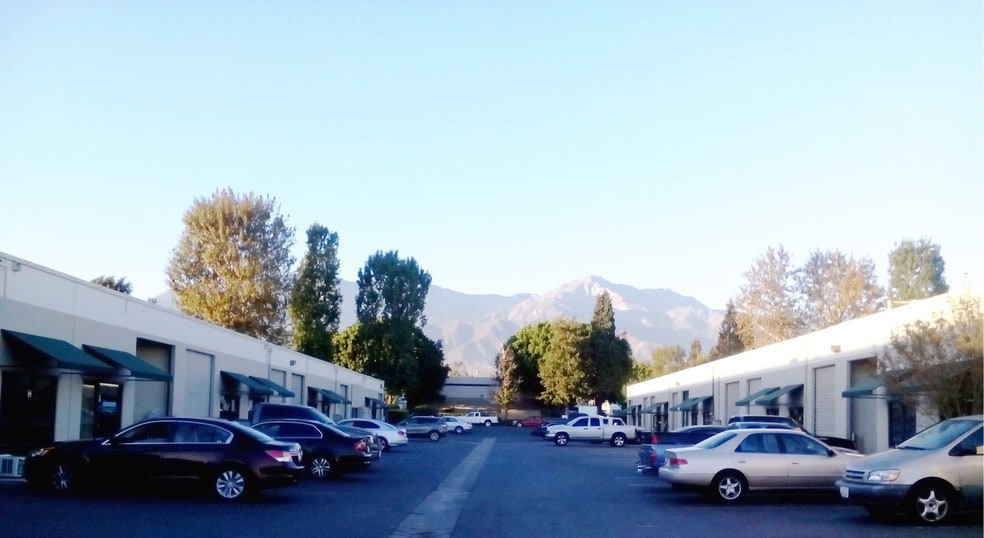 9395 Feron Blvd, Rancho Cucamonga, CA for lease - Primary Photo - Image 1 of 3