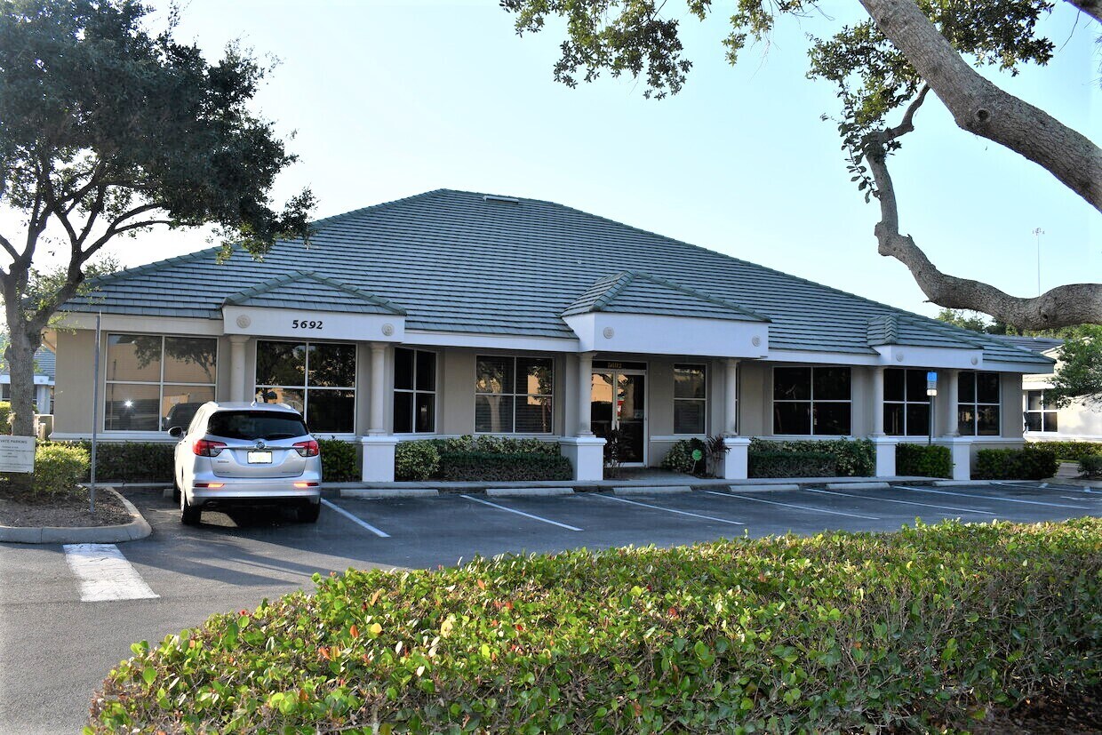 5692 Strand Ct, Naples, FL for sale Building Photo- Image 1 of 1