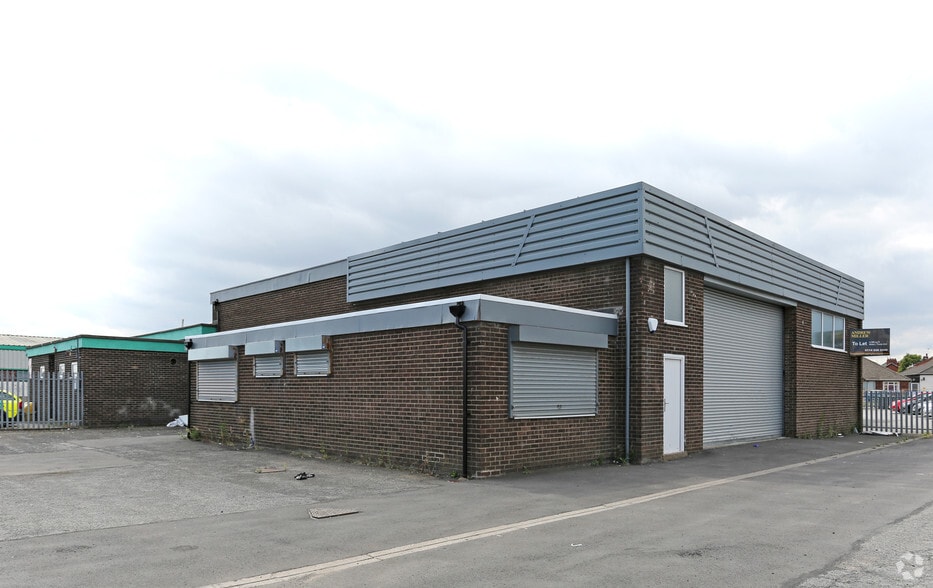 31 Warren Rd, Scunthorpe for sale - Primary Photo - Image 1 of 1