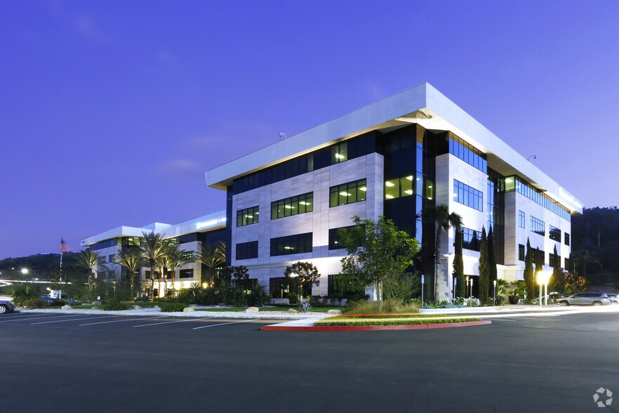 13300 Crossroads Parkway North, City Of Industry, CA for lease - Primary Photo - Image 1 of 12