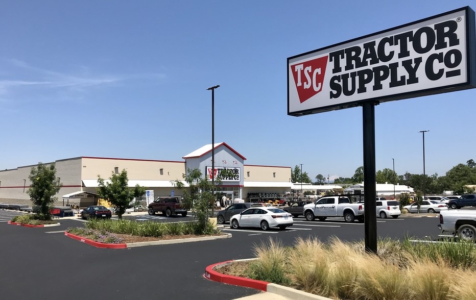 1945 Marx Way, Anderson, CA for sale - Building Photo - Image 1 of 1