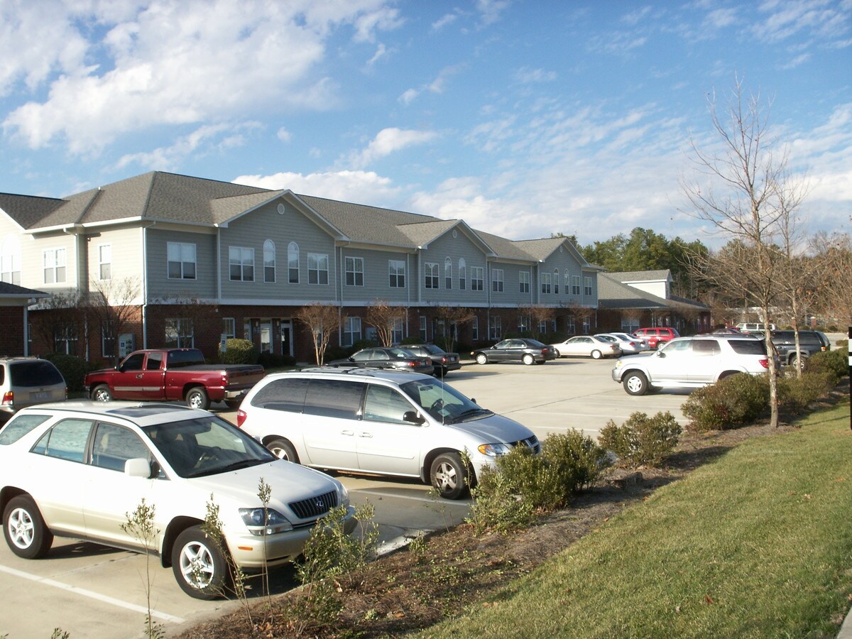 2304-2402 S Miami Blvd, Durham, NC, 27703 - Property For Lease on LoopNet.com
