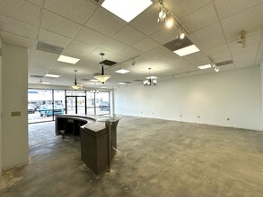 8-20 Prestige Plaza Dr, Miamisburg, OH for lease Interior Photo- Image 2 of 9