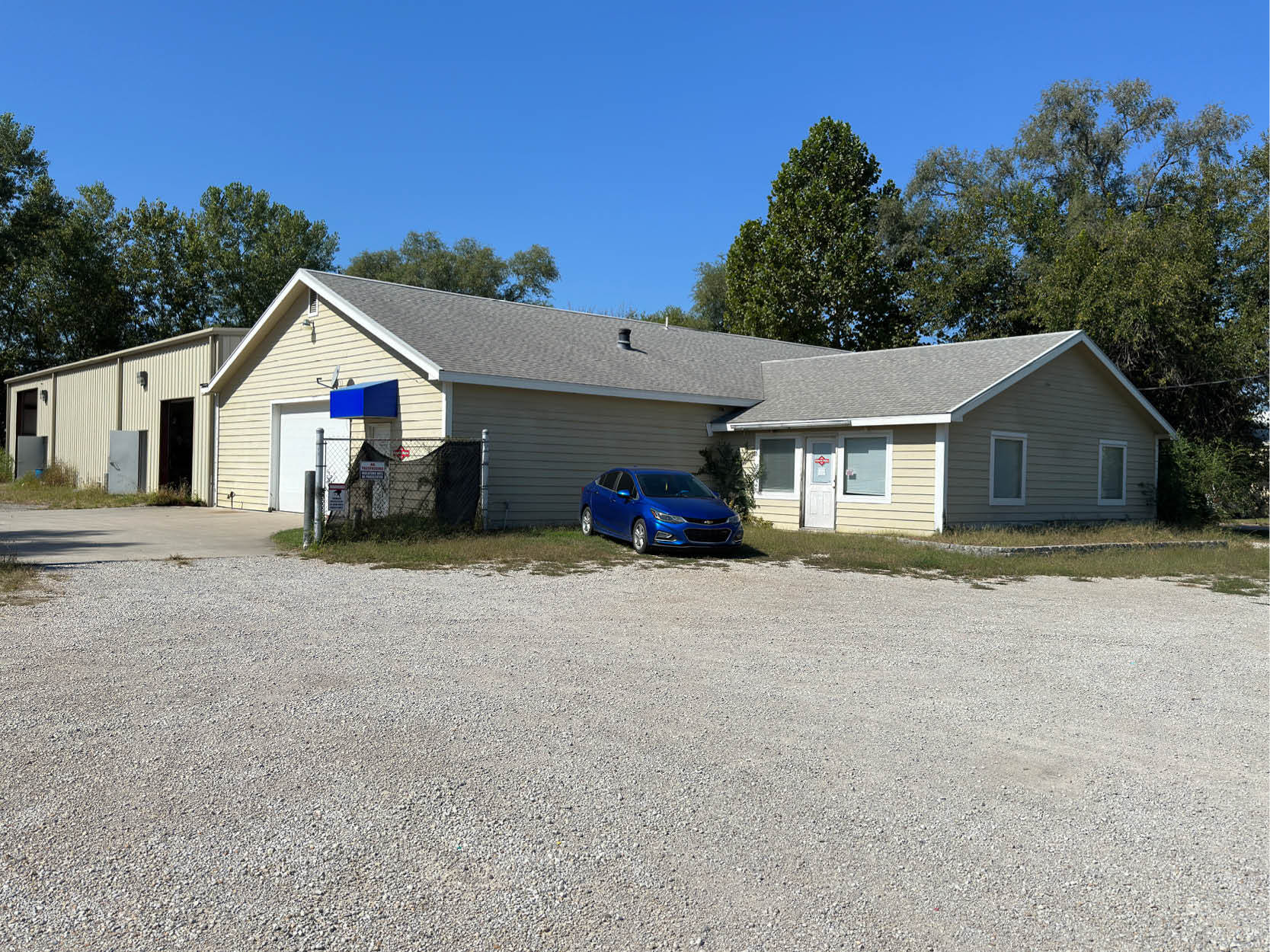 1837 E 1450 Rd, Lawrence, KS for sale Building Photo- Image 1 of 1