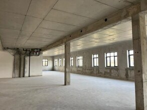 114 Quai De Bezons, Argenteuil for lease Building Photo- Image 1 of 4