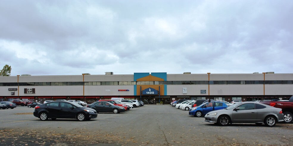 1400 Av St-Jean-Baptiste, Québec, QC for lease - Building Photo - Image 1 of 9