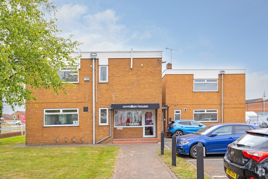 6 Wolfreton Dr, Hull for lease - Primary Photo - Image 1 of 2