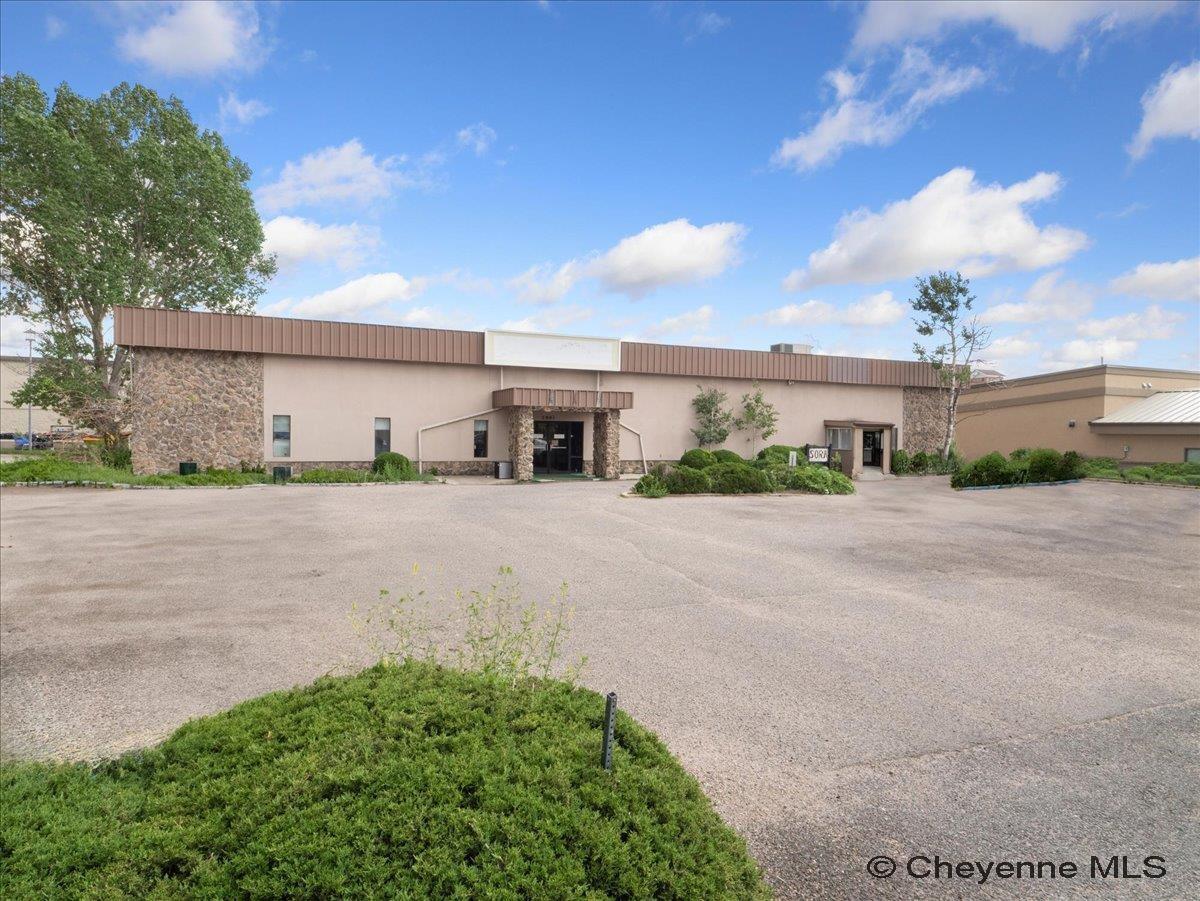 5801 Osage Ave, Cheyenne, WY for sale Primary Photo- Image 1 of 1