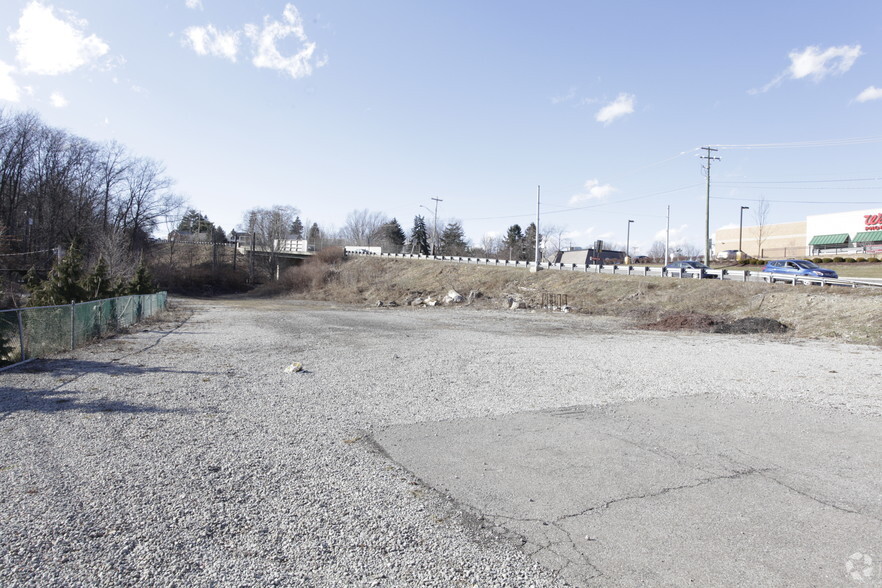 Library Rd, Bethel Park, PA for sale - Primary Photo - Image 1 of 1