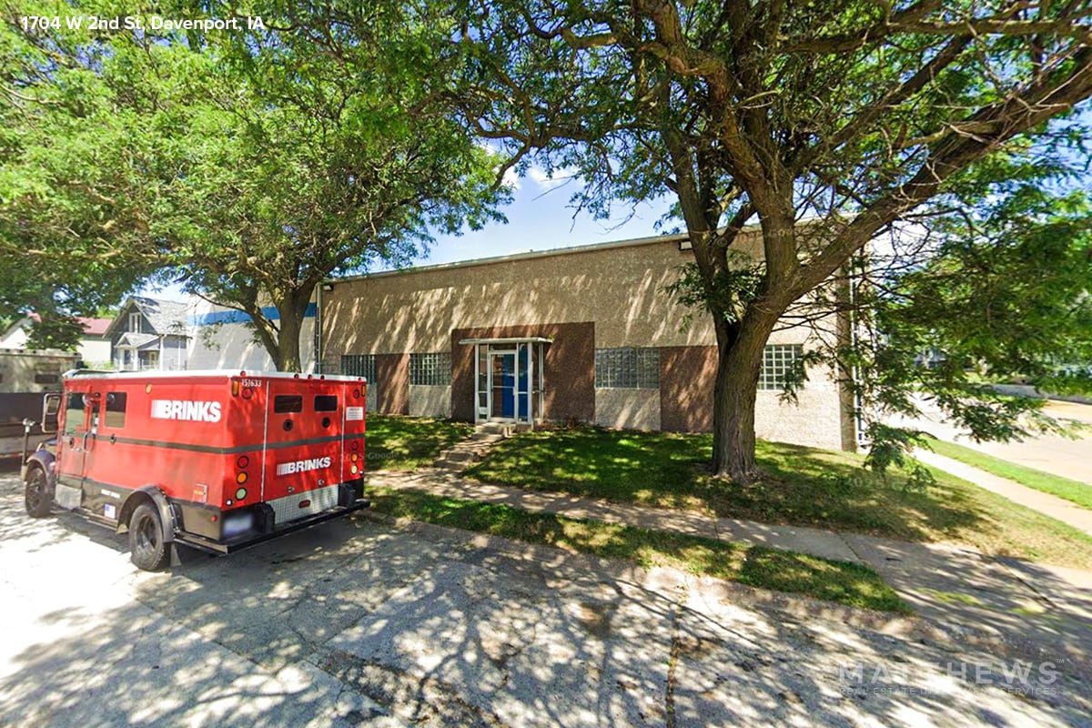 1704 W 2nd St, Davenport, IA for sale Primary Photo- Image 1 of 2