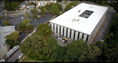 10 County Center Rd, White Plains, NY - AERIAL map view