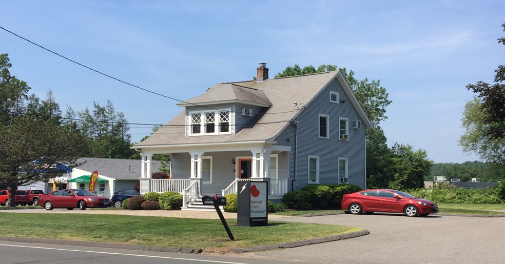 1463 Highland Ave, Cheshire, CT for sale - Primary Photo - Image 1 of 1