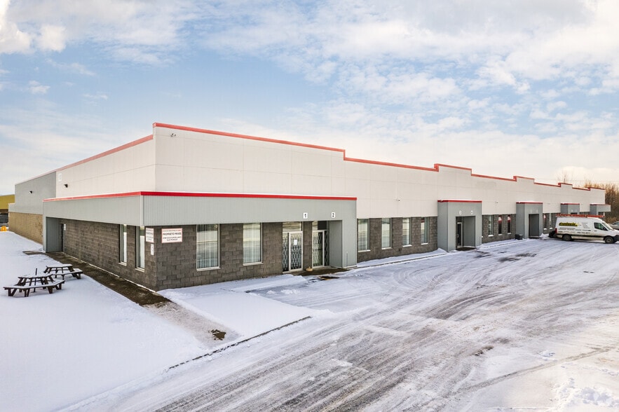 1620 Rue Louis-Blériot, Boucherville, QC for lease - Primary Photo - Image 1 of 5