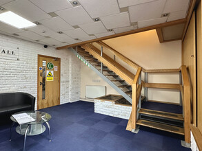 Boscombe Rd, Dunstable for lease Interior Photo- Image 1 of 5