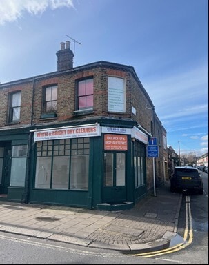 210-212 Sandycombe Rd, Richmond for sale Primary Photo- Image 1 of 2