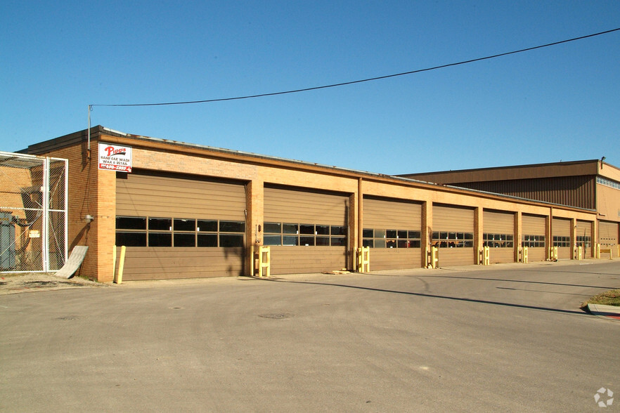 4330 Winton Rd, Cincinnati, OH for lease - Building Photo - Image 1 of 5