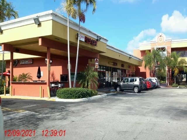 3801 N University Dr, Sunrise, FL for lease - Building Photo - Image 3 of 16