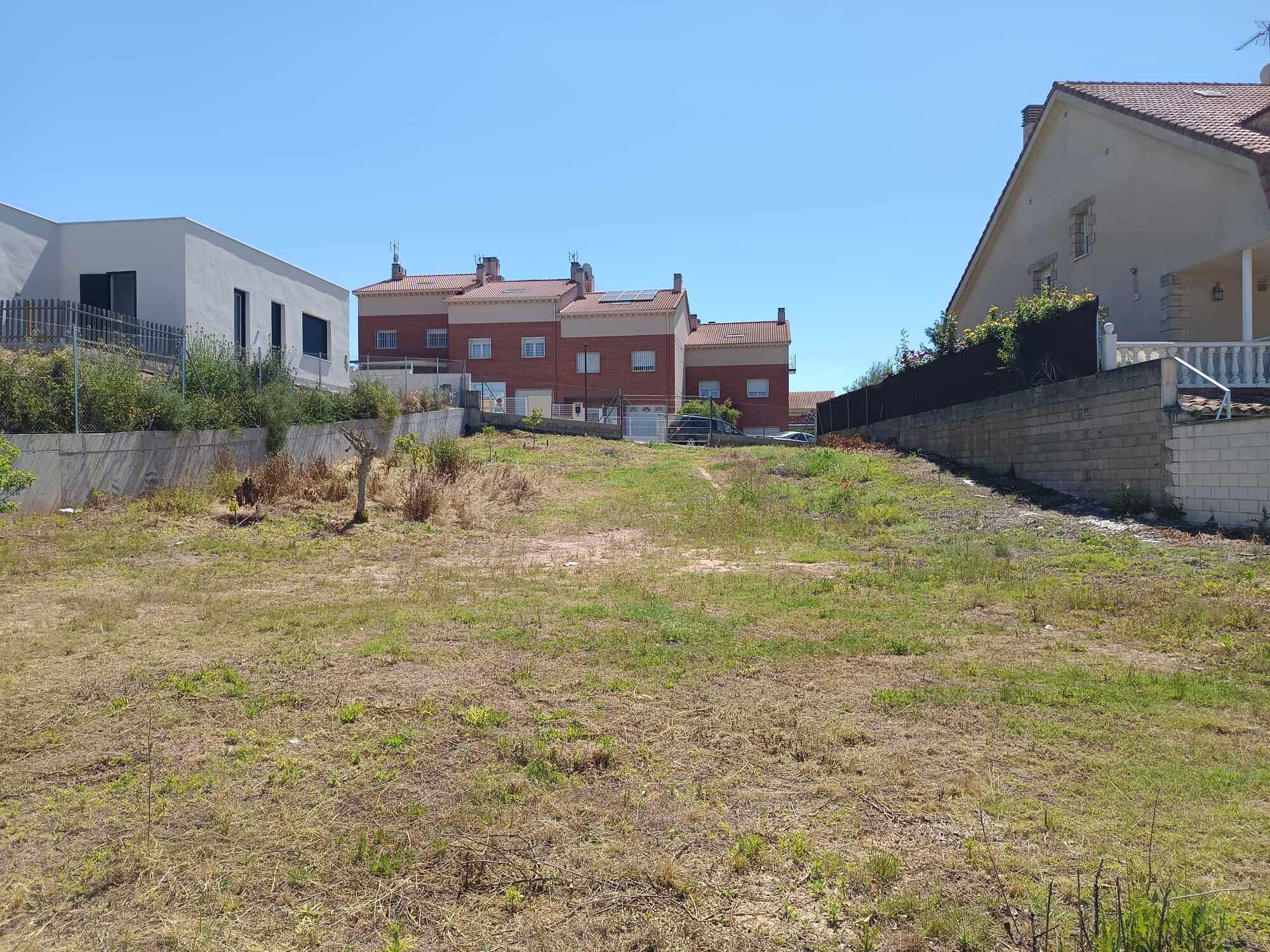 Calle Puerta de Hierro, 25, Cabanillas del Campo, Guadalajara for sale Primary Photo- Image 1 of 1