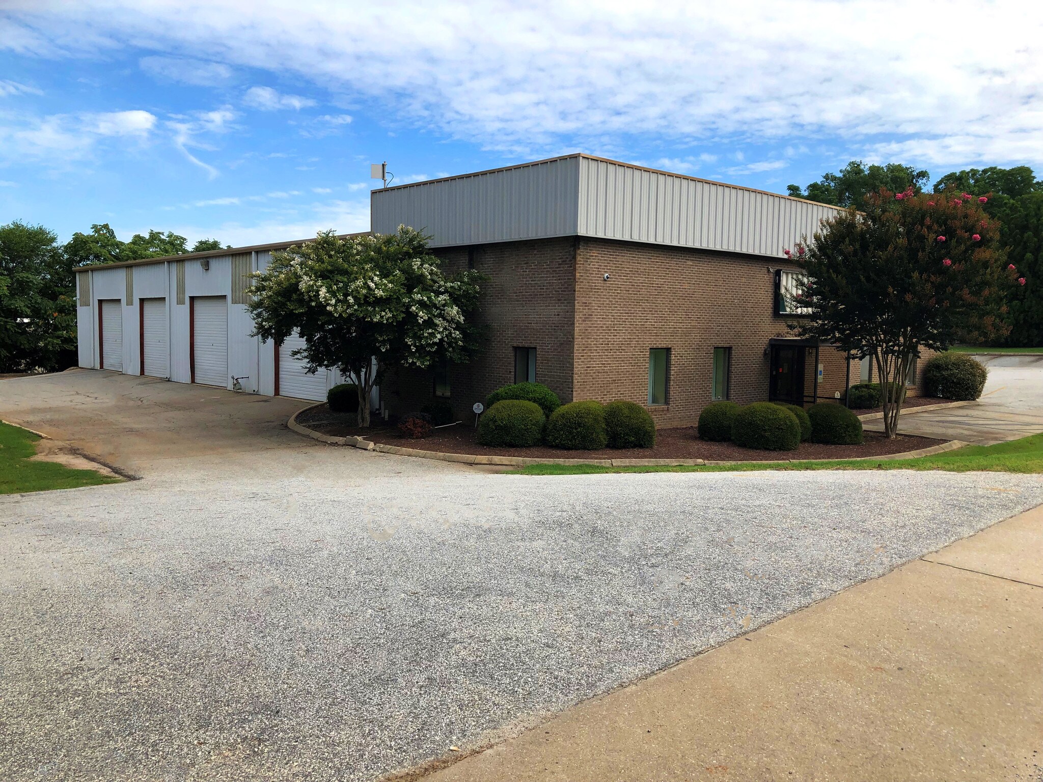 122 W Johns Rd, Greer, SC for sale Building Photo- Image 1 of 1