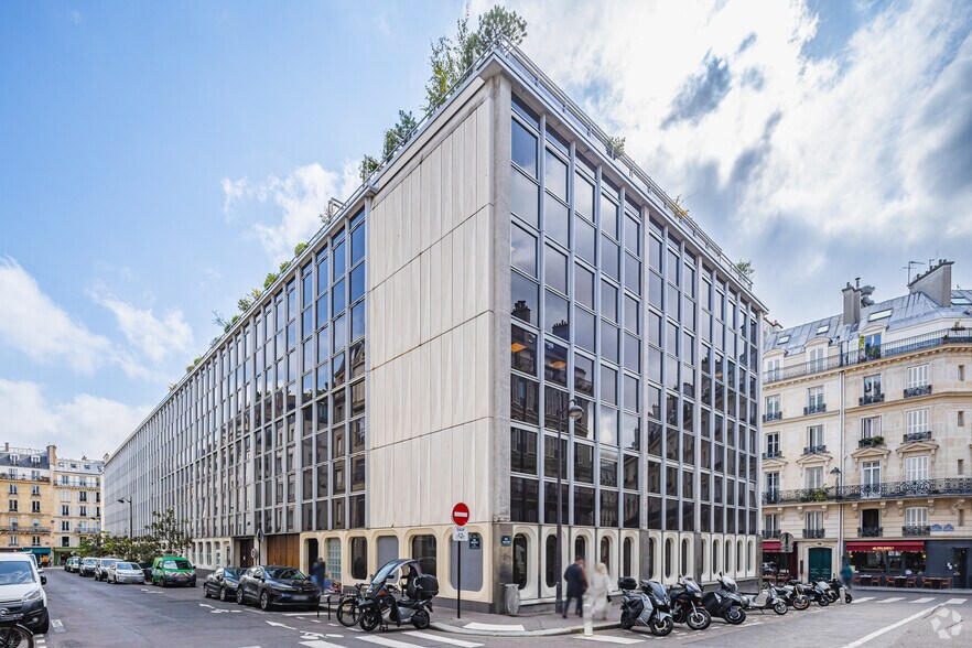 8-20 Rue Treilhard, Paris for lease - Building Photo - Image 2 of 5