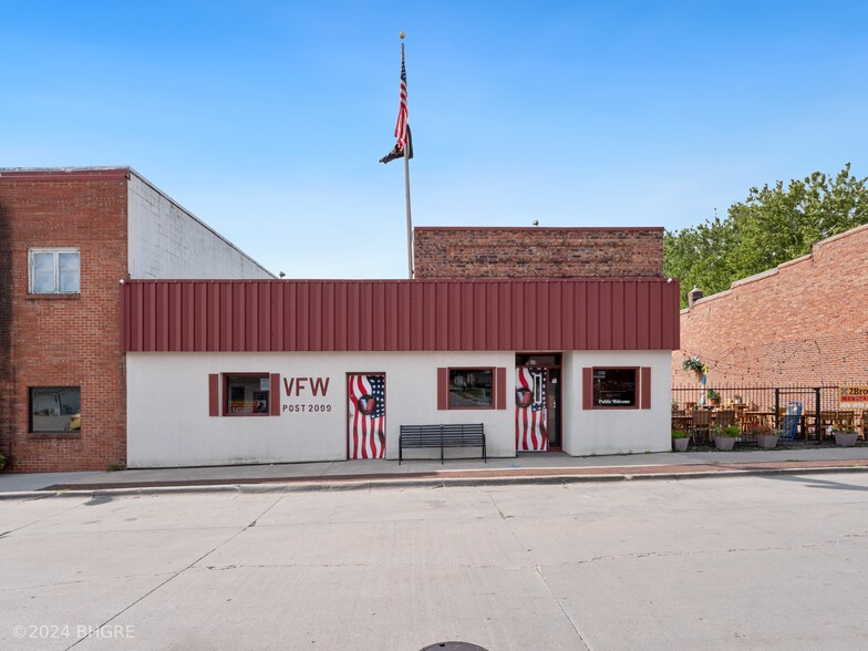 34 School St, Carlisle, IA for sale - Building Photo - Image 2 of 22